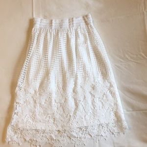 Crochet skirt S-M fully lined, white, vintage EUC❣️